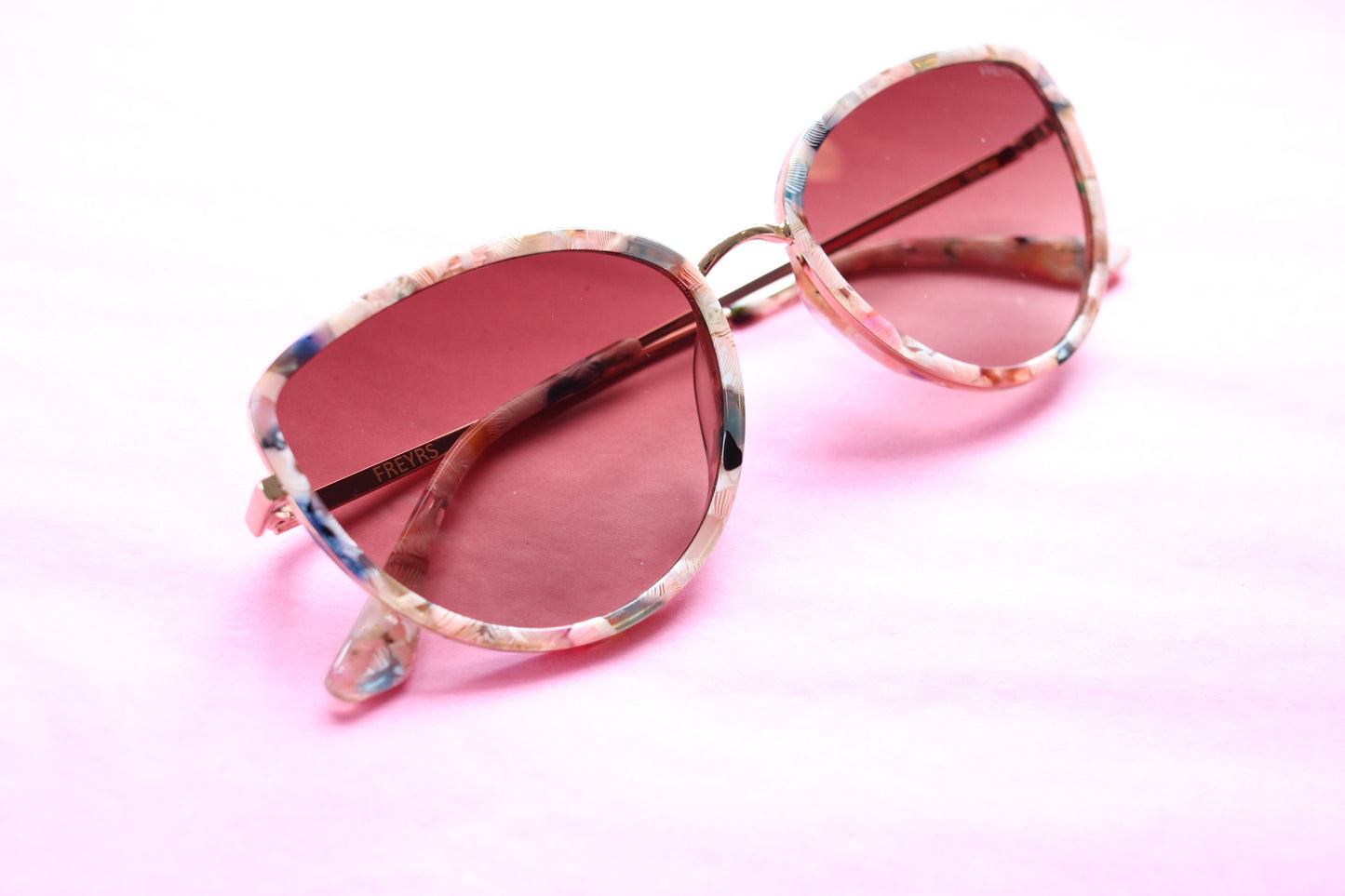 Luna Acetate Womens Cat Eye Sunglasses