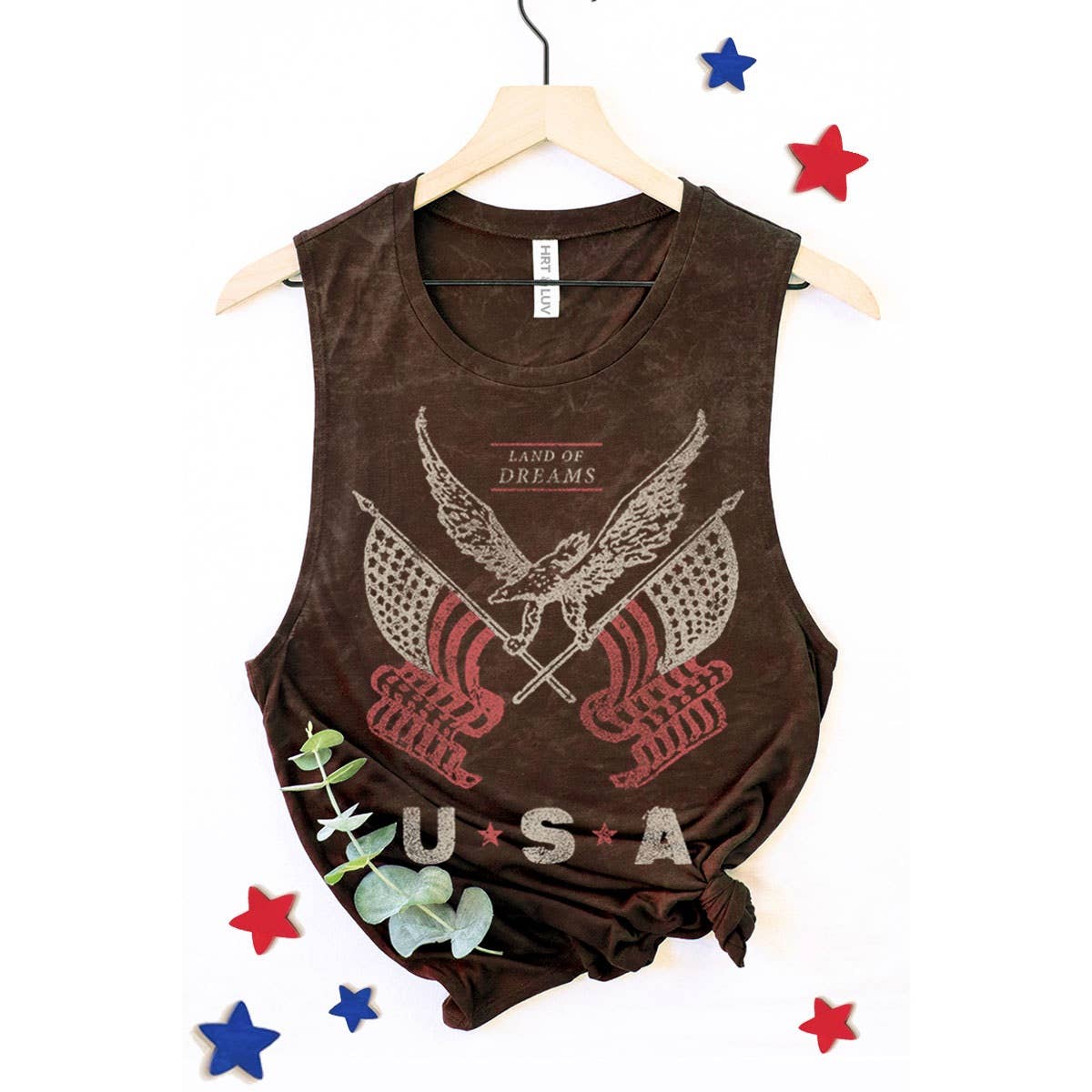 LAND OF DREAMS GRAPHIC TANK TOP