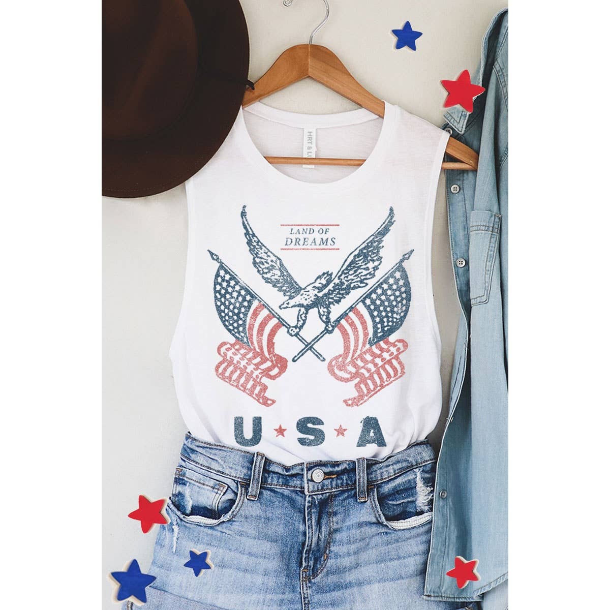 LAND OF DREAMS GRAPHIC TANK TOP