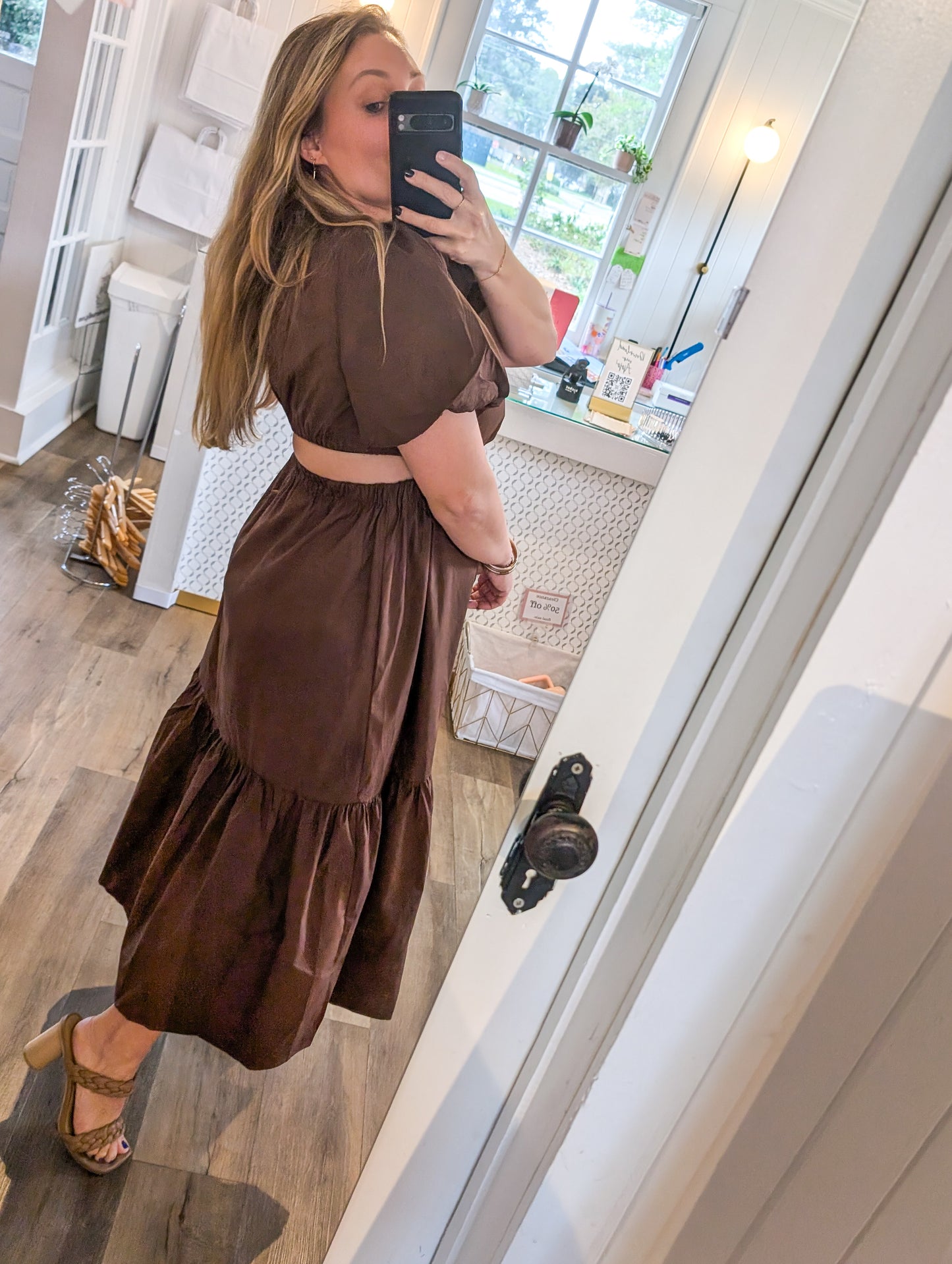 *FINAL SALE* Brown Puff Sleeve Maxi Dress With Cutouts