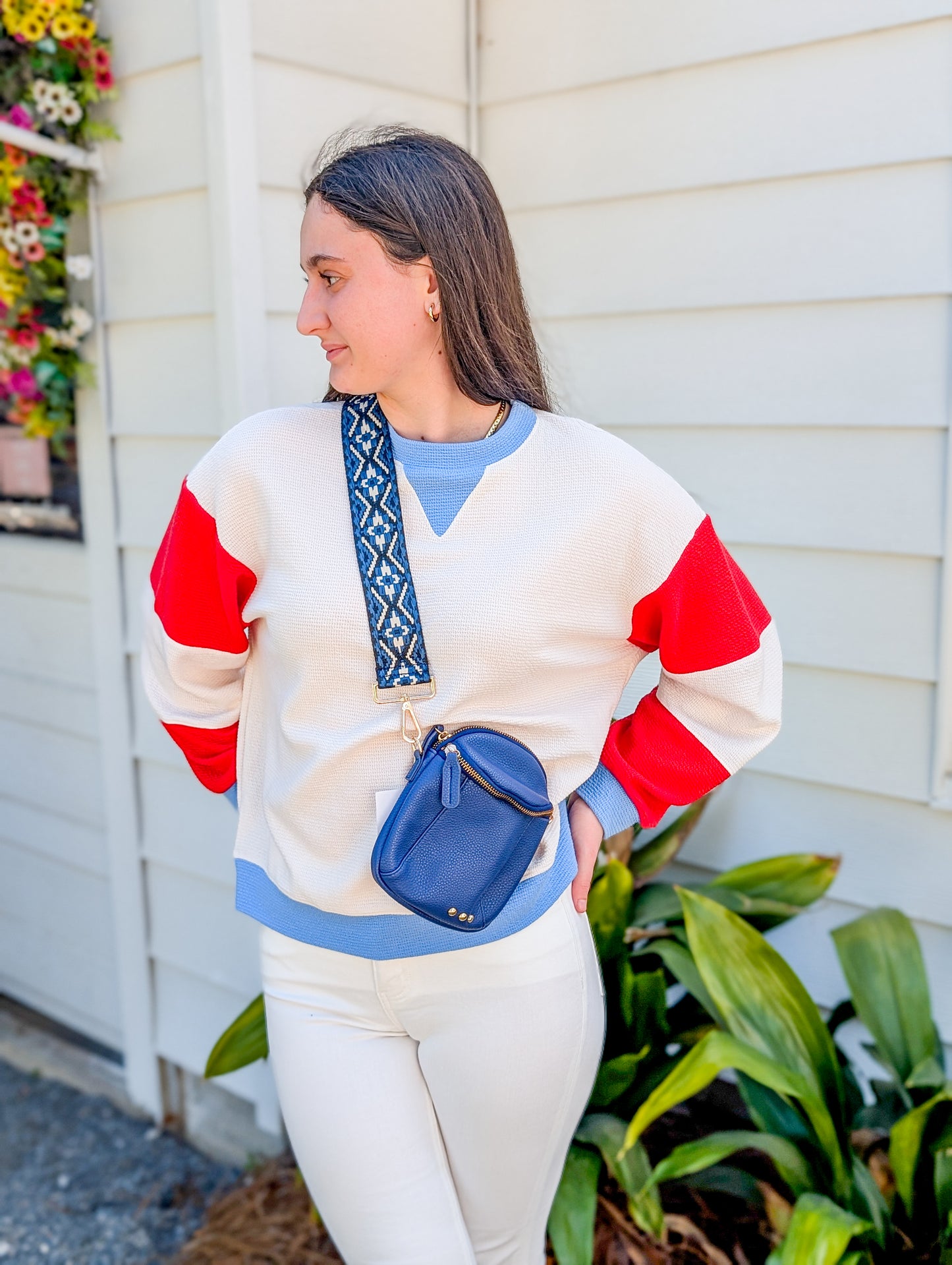 Color Block Round Neck Cloudy Knit